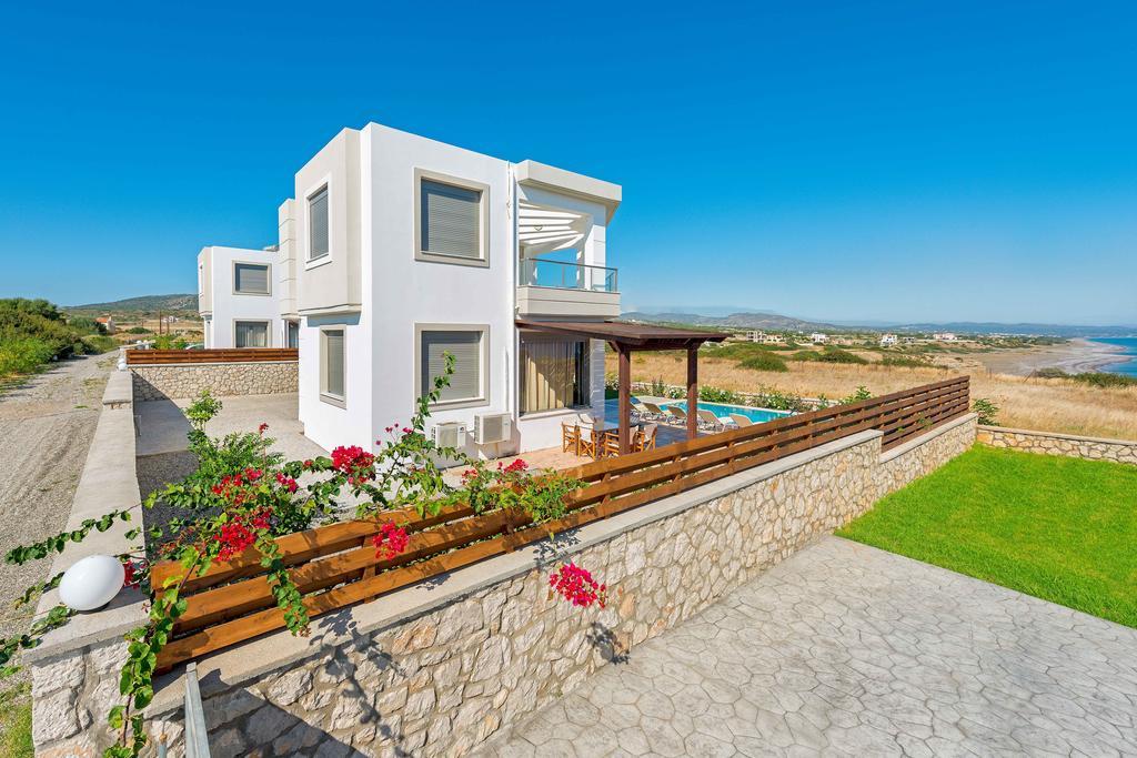 Olga Luxury Front Villas Lakhania