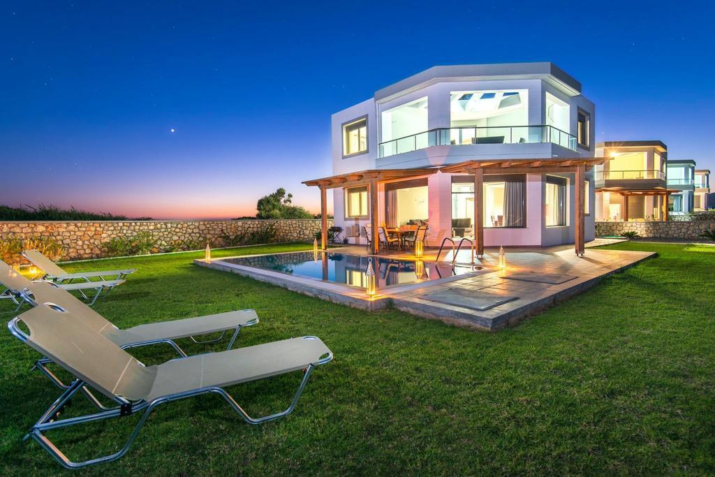 Olga Luxury Front Villas Villaer