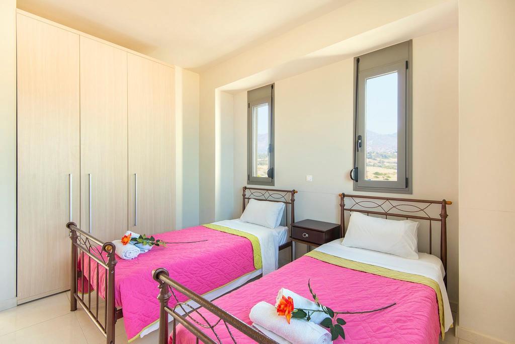 Villaer Olga Luxury Front Villas *